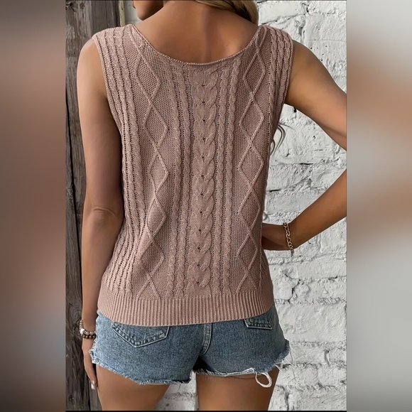 NWOT Knitted V Neck Tank Top/Vest - Picture 5 of 7